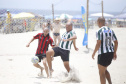 O vice-governador Darci Piana esteve neste sábado (11) no tradicional Futebol das Estrelas, em Matinhos, e destacou que a programação esportiva do Verão Maior é um vetor especial do turismo do Litoral e das praias de água doce do Estado. O Athletiba inaugural de 2020 deu largada a um calendário que engloba aulas de ginástica, torneios de vôlei, balonismo e muito mais. Foto: Gilson Abreu/AEN
