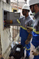 Equipes de combate a ligações irregulares e fraudes no sistema de medição de energia da Copel detectaram ao longo do ano passado, em todo o Paraná, 10.849 procedimentos irregulares realizados por consumidores – o equivalente a 43 casos confirmados por dia. Foto: Copel