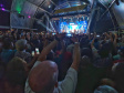 O show gratuito da dupla César Menotti e Fabiano, no Palco Verão Maior de Guaratuba, reuniu aproximadamente oito mil pessoas nesta sexta-feira (17), mesmo diante do mau tempo no Litoral