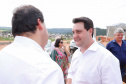 O governador Carlos Massa Ratinho Junior entrega  200 casas a famílias de Jaguariaíva. 