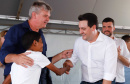 O governador Carlos Massa Ratinho Junior entrega  200 casas a famílias de Jaguariaíva. 