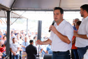 O governador Carlos Massa Ratinho Junior entrega  200 casas a famílias de Jaguariaíva. 