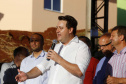Quarenta e duas famílias carentes de Novo Itacolomi receberam nesta sexta-feira (24) casas populares construídas pelo Governo do Estado. O Residencial João Rossatto foi inaugurado pelo governador Carlos Massa Ratinho Junior e recebeu R$ 2,4 milhões de investimentos por meio do programa Nossa Gente.
foto Gilson Abreu/Aen