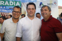 Quarenta e duas famílias carentes de Novo Itacolomi receberam nesta sexta-feira (24) casas populares construídas pelo Governo do Estado. O Residencial João Rossatto foi inaugurado pelo governador Carlos Massa Ratinho Junior e recebeu R$ 2,4 milhões de investimentos por meio do programa Nossa Gente.
foto Gilson Abreu/Aen