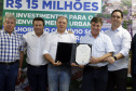 Umuarama recebe mais de 15 milhoes de reais em obras, alem de 900 mil para implementacao de um parque urbano, assinam os recursos os secretarios Joao Carlos Ortega e Marcio Nunes que representaram o governador Carlos Massa Ratinho Junior.
Foto Gilson Abreu/Aen