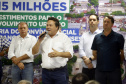 Umuarama recebe mais de 15 milhoes de reais em obras, alem de 900 mil para implementacao de um parque urbano, assinam os recursos os secretarios Joao Carlos Ortega e Marcio Nunes que representaram o governador Carlos Massa Ratinho Junior.
Foto Gilson Abreu/Aen