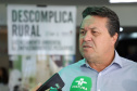 O governador Carlos Massa Ratinho Junior lançou nesta segunda-feira (27) o programa Descomplica Rural para agilizar os processos de licenciamento ambiental no campo. O objetivo é induzir o desenvolvimento sustentável com metodologia mais moderna, e permitir a geração de novos negócios e mais empregos.Foto: José Fernando Ogura/AEN