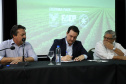 O governador Carlos Massa Ratinho Junior lançou nesta segunda-feira (27) o programa Descomplica Rural para agilizar os processos de licenciamento ambiental no campo. O objetivo é induzir o desenvolvimento sustentável com metodologia mais moderna, e permitir a geração de novos negócios e mais empregos.Foto: José Fernando Ogura/AEN