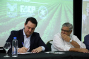 O governador Carlos Massa Ratinho Junior lançou nesta segunda-feira (27) o programa Descomplica Rural para agilizar os processos de licenciamento ambiental no campo. O objetivo é induzir o desenvolvimento sustentável com metodologia mais moderna, e permitir a geração de novos negócios e mais empregos.Foto: José Fernando Ogura/AEN