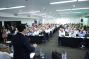 O governador Carlos Massa Ratinho Junior lançou nesta segunda-feira (27) o programa Descomplica Rural para agilizar os processos de licenciamento ambiental no campo. O objetivo é induzir o desenvolvimento sustentável com metodologia mais moderna, e permitir a geração de novos negócios e mais empregos.Foto: José Fernando Ogura/AEN