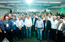 O governador Carlos Massa Ratinho Junior lançou nesta segunda-feira (27) o programa Descomplica Rural para agilizar os processos de licenciamento ambiental no campo. O objetivo é induzir o desenvolvimento sustentável com metodologia mais moderna, e permitir a geração de novos negócios e mais empregos.