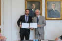 O vice governador Darci Piana empossa nesta terça-feira (28),membros do Conselho Estadual da Juventude. O CEJUV é um órgão colegiado de caráter consultivo, vinculado à Casa Civil por meio da assessoria especial para políticas públicas de juventude (AEJ), sendo composto por representantes da sociedade civil e do poder público com reconhecida atuação na defesa e promoção dos direitos da juventude.  Curitiba, 28/01/2020 -  Foto: Geraldo Bubniak/AEN