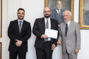 O vice governador Darci Piana empossa nesta terça-feira (28),membros do Conselho Estadual da Juventude. O CEJUV é um órgão colegiado de caráter consultivo, vinculado à Casa Civil por meio da assessoria especial para políticas públicas de juventude (AEJ), sendo composto por representantes da sociedade civil e do poder público com reconhecida atuação na defesa e promoção dos direitos da juventude.  Curitiba, 28/01/2020 -  Foto: Geraldo Bubniak/AEN
