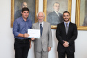 O vice governador Darci Piana empossa nesta terça-feira (28),membros do Conselho Estadual da Juventude. O CEJUV é um órgão colegiado de caráter consultivo, vinculado à Casa Civil por meio da assessoria especial para políticas públicas de juventude (AEJ), sendo composto por representantes da sociedade civil e do poder público com reconhecida atuação na defesa e promoção dos direitos da juventude.  Curitiba, 28/01/2020 -  Foto: Geraldo Bubniak/AEN