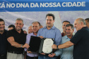 O Governador Carlos Massa Ratinho Junior entrega a ordem de serviço para as obras de duplicação do trecho Norte da Avenida Rui Barbosa, um dos principais eixos viários de São José dos Pinhais, na Região Metropolitana de Curitiba.  São José dos Pinhais, 29/01/2020 - Foto: Geraldo Bubniak/AEN