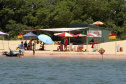 As atividades do Verão Maior, do Governo do Estado, também estão presentes na Costa Noroeste. Os balneários do Rio Paraná, que recebem milhares de turistas, principalmente em fim de semana, contam com reforço na área de segurança, orientações e testes rápidos feitos pelas equipes da Saúde, campeonatos e atividades de esporte e lazer.Foto: Ari Dias/AEN