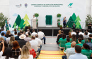 O governador Carlos Massa Ratinho Junior inaugurou nesta sexta-feira (31) a primeira escola técnica de operação florestal do Brasil, em Ortigueira, nos Campos Gerais. O Centro Estadual de Educação Profissional Florestal e Agrícola é fruto de uma parceria entre o Governo do Estado, a Klabin e a prefeitura. O investimento total foi de R$ 35 milhões, sendo R$ 12 milhões repassados pela Secretaria da Educação e do Esporte.