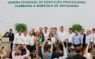 O Centro Estadual de Educação Profissional Florestal e Agrícola, inaugurado nesta sexta-feira (31) em Ortigueira, é mais um capítulo da história da parceria estratégica entre o Governo do Estado e a fabricante de celulose Klabin. A associação de forças envolve investimentos em infraestrutura nos Campos Gerais, geração de emprego, capacitação e ampliação da capacidade de exportação.