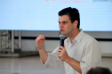 O presidente da Copel, Daniel Slaviero, e o superintendente de Projetos Especiais, Júlio Omori, estiveram ontem no Show Rural, em Cascavel, em reuniões com empresários e produtores das regiões Oeste e Sudoeste.
Foto: Valdenir Cavalheiro/Copel