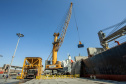 Os gastos com sobre-estadia (demurrage) na importação dos fertilizantes pelos portos do Paraná foram 43% menor em 2019. Os dados foram divulgados nesta quarta-feira (05) pelo Sindicato da Indústria de Adubos e Corretivos Agrícolas no Estado do Paraná (Sindiadubos). No ano, o setor economizou US$ 20,39 milhões.
Curitiba, 06/02/2020. Foto; Cláudio Neves/Portos do Paraná