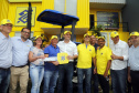O governador Carlos Massa Ratinho Junior entregou nesta quinta-feira (06), durante o Show Rural, em Cascavel, as chaves de mais um trator do programa Trator Solidário. Os beneficiados foram o criador de vacas de leite Roque Selzler e sua mulher, Leonete, moradores de Pato Bragado. - Cascavel, 06/02/2020 -  Foto: Gilson Abreu/AEN