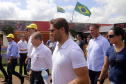 O governador Carlos Massa Ratinho Junior entregou nesta quinta-feira (06), durante o Show Rural, em Cascavel, as chaves de mais um trator do programa Trator Solidário. Os beneficiados foram o criador de vacas de leite Roque Selzler e sua mulher, Leonete, moradores de Pato Bragado. - Cascavel, 06/02/2020 -  Foto: Gilson Abreu/AEN