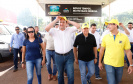 O governador Carlos Massa Ratinho Junior entregou nesta quinta-feira (06), durante o Show Rural, em Cascavel, as chaves de mais um trator do programa Trator Solidário. Os beneficiados foram o criador de vacas de leite Roque Selzler e sua mulher, Leonete, moradores de Pato Bragado. - Cascavel, 06/02/2020 - Foto: Rodrigo Félix Leal/AEN