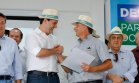 O governador Carlos Massa Ratinho Junior apresentou nesta quinta-feira (6) ao setor cooperativista o programa Descomplica Rural, criado para facilitar a emissão de licenciamentos ambientais. O objetivo é induzir o desenvolvimento sustentável com metodologia mais moderna, e permitir a geração de novos negócios e mais empregos no setor. A exposição detalhada das mudanças aconteceu na Casa Paraná Cooperativo, no Show Rural, em Cascavel.