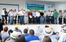 O governador Carlos Massa Ratinho Junior apresentou nesta quinta-feira (6) ao setor cooperativista o programa Descomplica Rural, criado para facilitar a emissão de licenciamentos ambientais. O objetivo é induzir o desenvolvimento sustentável com metodologia mais moderna, e permitir a geração de novos negócios e mais empregos no setor. A exposição detalhada das mudanças aconteceu na Casa Paraná Cooperativo, no Show Rural, em Cascavel.