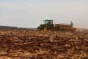 Plantação, trator , Agricultura Foz do Iguaçu, 30/10/2019 -  Foto: Geraldo Bubniak/AEN