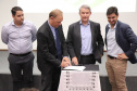 As empresas selecionadas para participar do Living Lab do Instituto de Tecnologia do Paraná (Tecpar) formalizaram seu ingresso ao programa nesta quarta-feira (19). A partir da assinatura do contrato as companhias vão instalar seus equipamentos no Câmpus CIC do Tecpar, em Curitiba, que vai funcionar como um laboratório a céu aberto para testar as inovações em parceria com o instituto. Foto: Tecpar