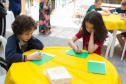 O Centro Juvenil de Artes (CJA) da Secretaria de Estado da Comunicação Social e da Cultura (SECC), instituição dedicada à formação artística de crianças e jovens no Paraná, está com inscrições abertas para o 1º semestre de 2020. São oito opções de cursos: Artes Visuais, Desenho, Fotografia, Modelagem, Mosaico, Pintura, Teatro e Videoarte, destinados a crianças e adolescentes de 8 a 17 anos. As aulas iniciam no dia 2 de março e vão até 26 de junho de 2020. 