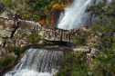 Localizado no município de Tibagi, a 200 km de Curitiba, o Parque Estadual do Guartelá abrange uma área de 798,97 hectares em meio à vegetação nativa, quedas d?água, corredeiras, formações areníticas, vales, inscrições rupestres de aproximadamente sete mil anos.Foto: Denis Ferreira Netto/SEDEST