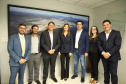 O governador Carlos Massa Ratinho Junior e o ministro de Infraestrutura, Tarcísio Freitas, assinaram nesta quinta-feira (27), às 10 horas, o contrato com a Klabin de arrendamento de área no Porto de Paranaguá, para movimentação de celulose. A assinatura será na sede administrativa do Porto de Paranaguá. 