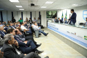 O governador Carlos Massa Ratinho Junior e o ministro de Infraestrutura, Tarcísio Freitas, assinaram nesta quinta-feira (27), às 10 horas, o contrato com a Klabin de arrendamento de área no Porto de Paranaguá, para movimentação de celulose. A assinatura será na sede administrativa do Porto de Paranaguá. 