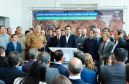 O governador Carlos Massa Ratinho Junior formalizou nesta terça-feira (03) o início do concurso para contratação de 2.400 policiais e bombeiros militares. Em solenidade no Palácio Iguaçu, o governador firmou o contrato com a Fundação da Universidade Federal do Paraná (Funpar), que será a responsável pela organização do concurso.