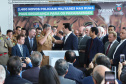 O governador Carlos Massa Ratinho Junior formalizou nesta terça-feira (03) o início do concurso para contratação de 2.400 policiais e bombeiros militares. Em solenidade no Palácio Iguaçu, o governador firmou o contrato com a Fundação da Universidade Federal do Paraná (Funpar), que será a responsável pela organização do concurso.