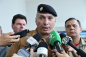 O governador Carlos Massa Ratinho Junior formalizou nesta terça-feira (03) o início do concurso para contratação de 2.400 policiais e bombeiros militares. Em solenidade no Palácio Iguaçu, o governador firmou o contrato com a Fundação da Universidade Federal do Paraná (Funpar), que será a responsável pela organização do concurso.