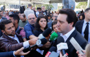 Veículos repassados pelo governador Ratinho Junior beneficiam 96 municípios e estão dentro da política de levar a saúde para mais perto das pessoas. Investimento foi de R$ 16,4 milhões e faz parte de um pacote que poderá abranger 1.500 equipamentos nos próximos meses.
Foto: Rodrigo Felix Leal