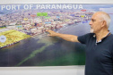 A empresa pública Portos do Paraná esteve presente no curso sobre o uso do Canal do Panamá como alternativa para o escoamento da produção até a Ásia, que começou segunda-feira e se encerrou nesta quarta-feira (4), na Cidade do Panamá. Nos três dias, representantes das autoridades portuárias de países da América Latina, agências e empresas do setor conheceram em detalhes este elo logístico mundial, vantagens e desvantagens dessa rota.Foto: Portos do Paraná