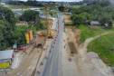 Depois de mais de 30 anos de espera pela população, as obras de duplicação da PR-092, a Rodovia dos Minérios, estão saindo do papel. O governador Carlos Massa Ratinho Junior vistoriou as obras nesta quinta-feira (05), no trecho entre Curitiba e Almirante Tamandaré. 