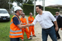 Depois de mais de 30 anos de espera pela população, as obras de duplicação da PR-092, a Rodovia dos Minérios, estão saindo do papel. O governador Carlos Massa Ratinho Junior vistoriou as obras nesta quinta-feira (05), no trecho entre Curitiba e Almirante Tamandaré. 