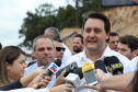 Depois de mais de 30 anos de espera pela população, as obras de duplicação da PR-092, a Rodovia dos Minérios, estão saindo do papel. O governador Carlos Massa Ratinho Junior vistoriou as obras nesta quinta-feira (05), no trecho entre Curitiba e Almirante Tamandaré. 