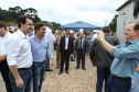 Depois de mais de 30 anos de espera pela população, as obras de duplicação da PR-092, a Rodovia dos Minérios, estão saindo do papel. O governador Carlos Massa Ratinho Junior vistoriou as obras nesta quinta-feira (05), no trecho entre Curitiba e Almirante Tamandaré. 