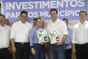 O governador Carlos Massa Ratinho Junior em reunião com prefeitos da AMSULPAR e visita as obras da ponte José Richa
Foto Gilson Abreu/Aen
