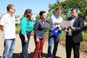  Gerardi, vice Rosa Maria, prefeita Marli, Claudio Stabile e Joel Macedo.Foto: Luiz Arnaldo de Lima/Sanepa

