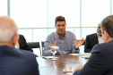 O Governador Carlos Massa Ratinho Junior recebe nesta quinta-feira (19),  representantes do Tribunal de Contas, Ministério Publico, Assembléia Legislativa e secretários de Estado para reunião de efeitos da Pandemia no Estado,  Curitiba, 19/03/2020 - Foto: Geraldo Bubniak/AEN