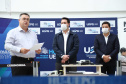 O governador Carlos Massa Ratinho Junior esteve nesta quinta-feira (23) no Hospital Regional Universitário dos Campos Gerais, em Ponta Grossa, e anunciou o repasse de mais de R$ 28 milhões para ações de combate ao novo coronavírus na região.