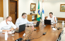 O governador Carlos Massa Ratinho Junior em reunião por videoconferência com representantes de diferentes associações e consórcios municipais do Estado. 