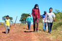 O Governo do Estado reforça o atendimento a comunidades tradicionais neste período de pandemia do coronavírus. Neste mês estão sendo entregues cerca de 1800 cestas básicas a famílias indígenas, quilombolas, ribeirinhos, ilhéus e pescadores artesanais da região Oeste do Paraná. Foto:Neelson Andrade/SUDIS